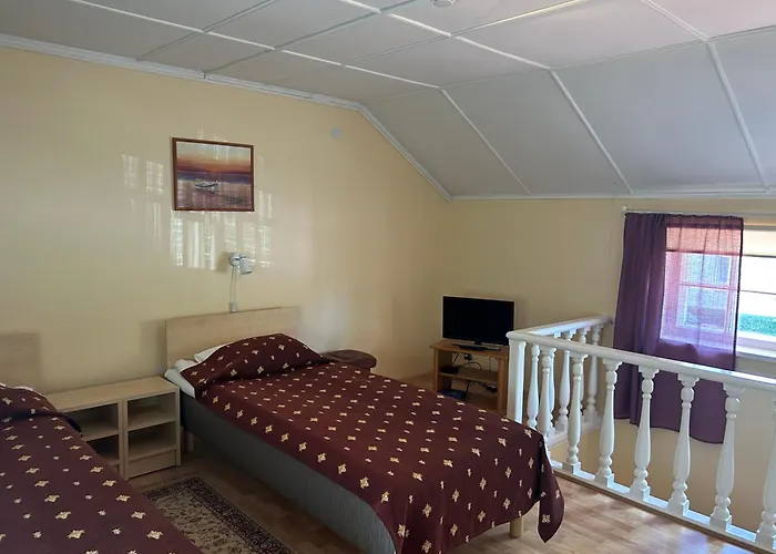 Majutus Vanalinnas Couette-café 3*