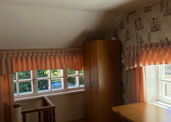 Majutus Vanalinnas 3*