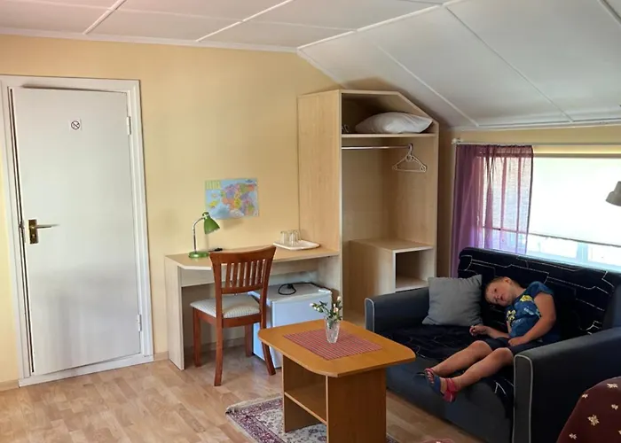 Majutus Vanalinnas Couette-café 3*